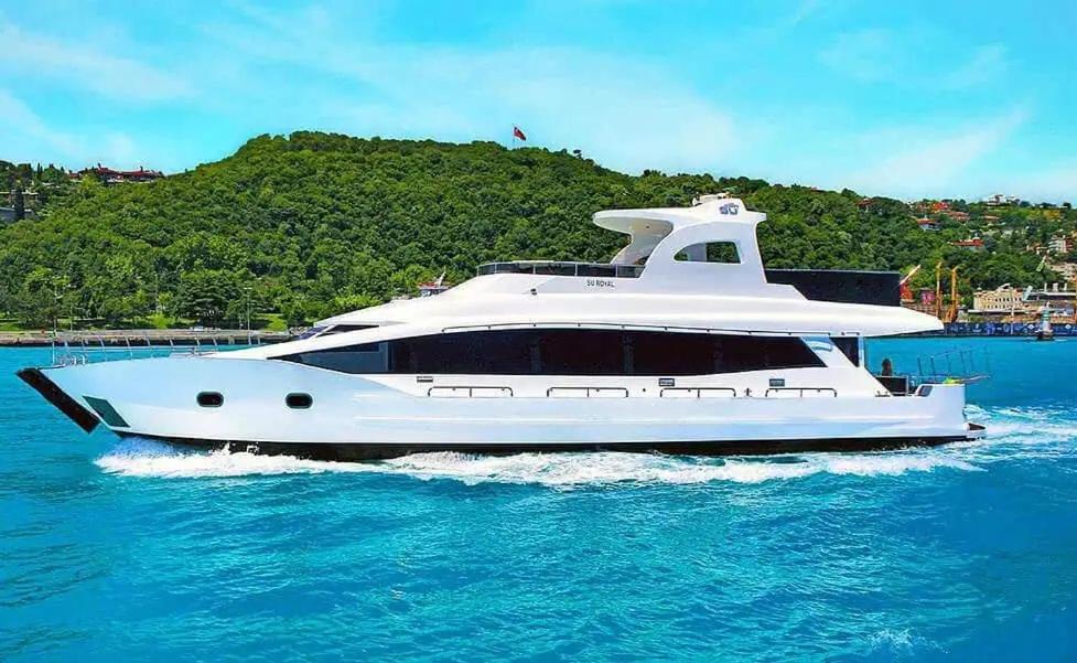 Albaker Tour Vip Yacht Tekne